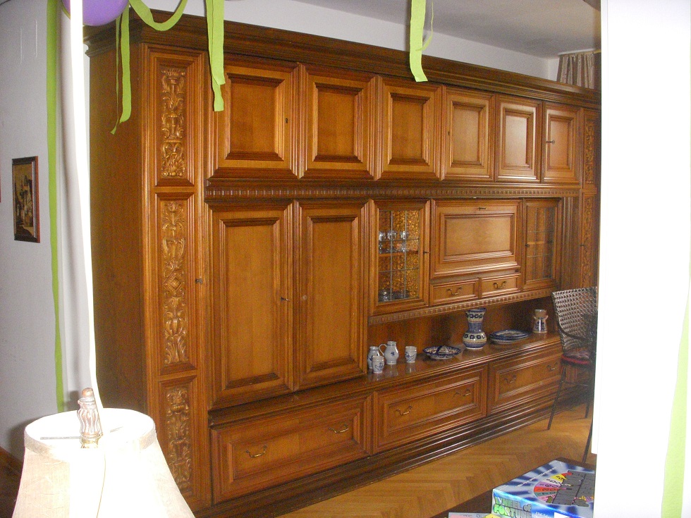 Vintage German Schrank Antique Appraisal Instappraisal